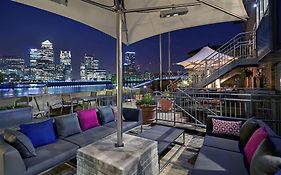 Doubletree By Hilton London - Docklands Riverside